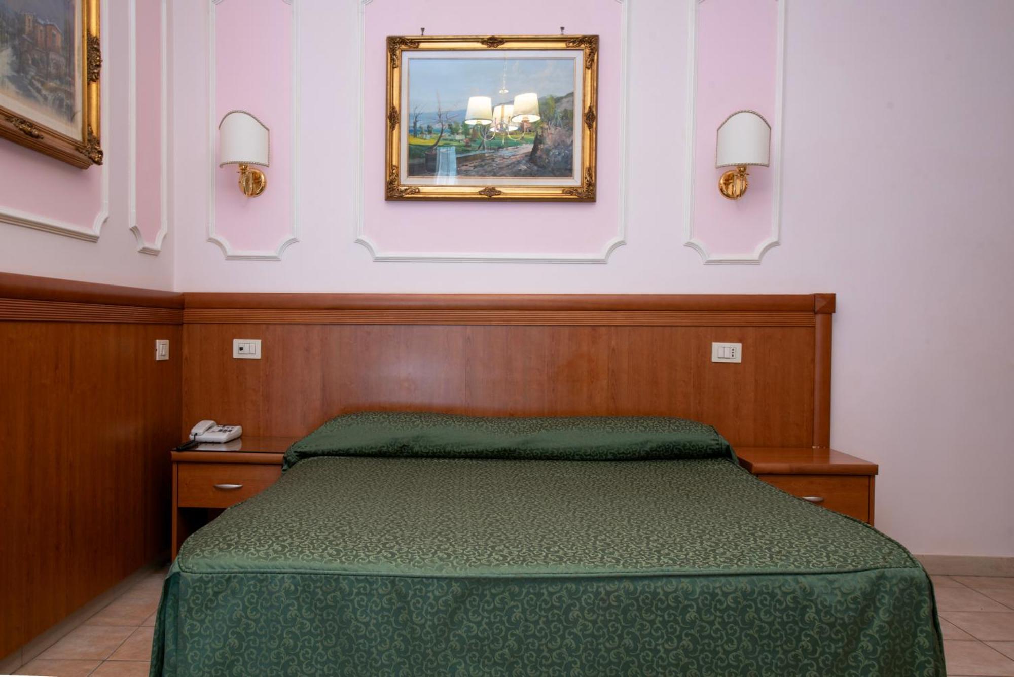 Hotel Philia Рим Екстер'єр фото